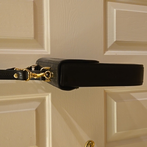 CLASSIC BLACK LEATHER OROTON SHOULDER BAG PURSE 👜 👛 9"×8"×2" - Picture 6 of 13